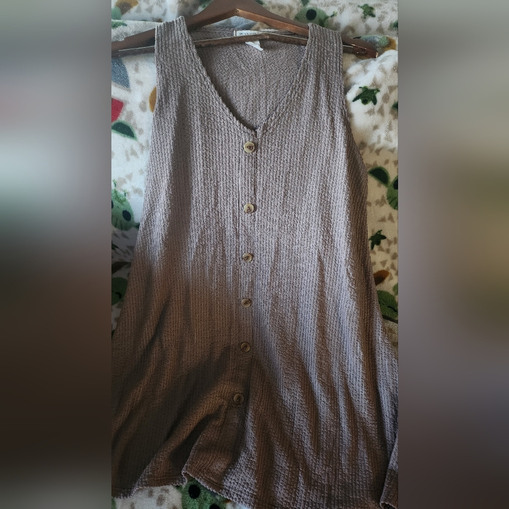 Button-Up Dress - Picture 3 of 3